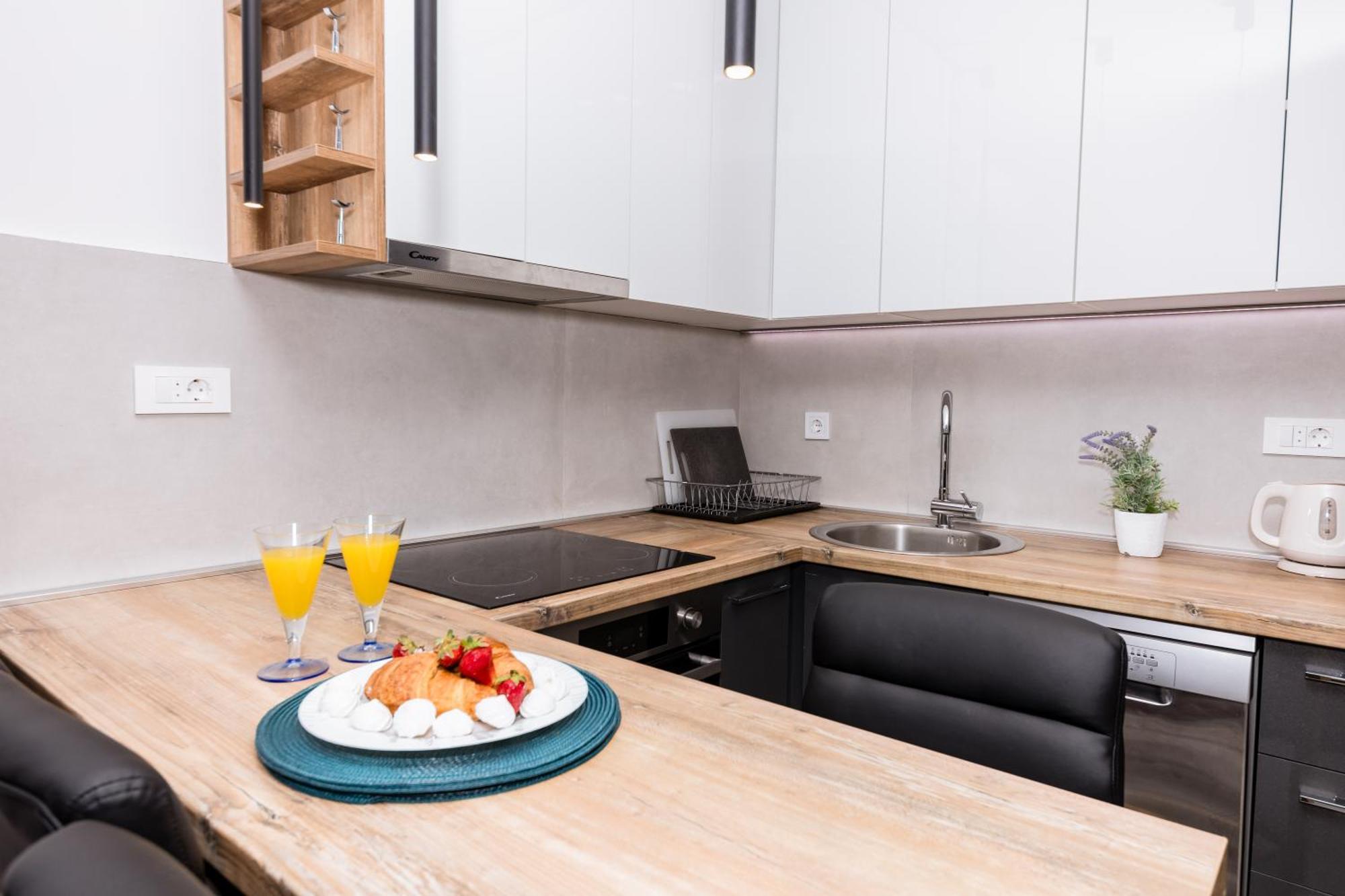 Paun Apartment Котор Екстериор снимка