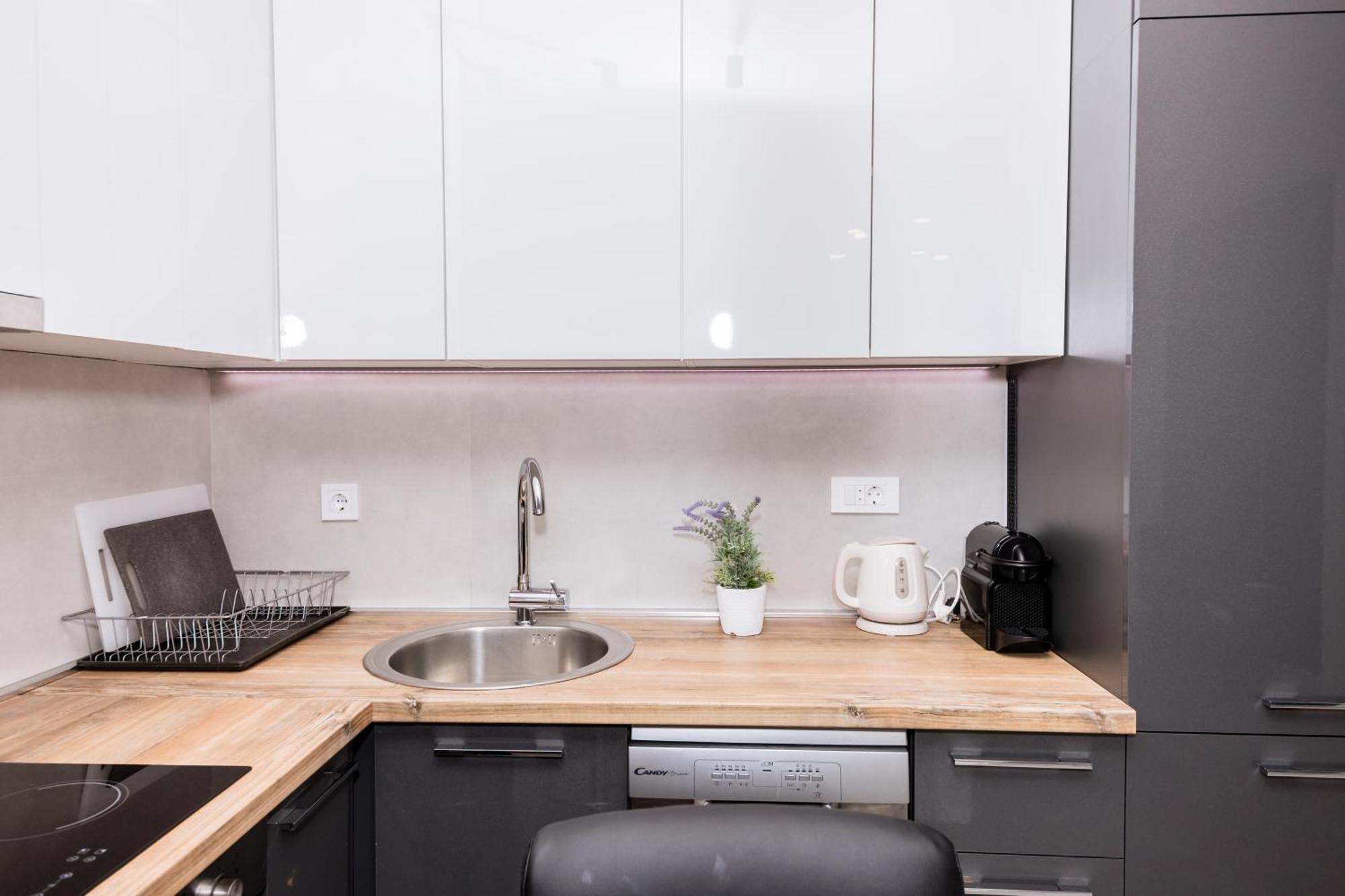 Paun Apartment Котор Екстериор снимка